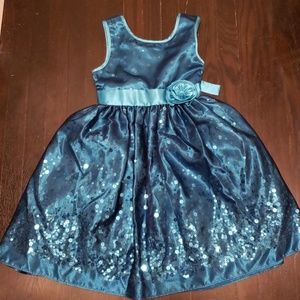 Girls dress